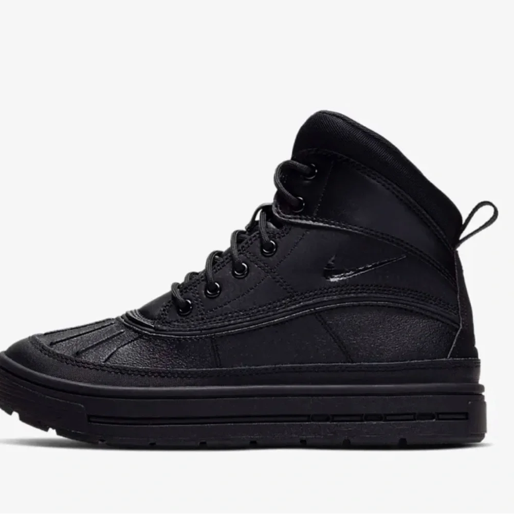 Nike ACG Big Kids Woodside 2 High Boots Black 5Y NEW